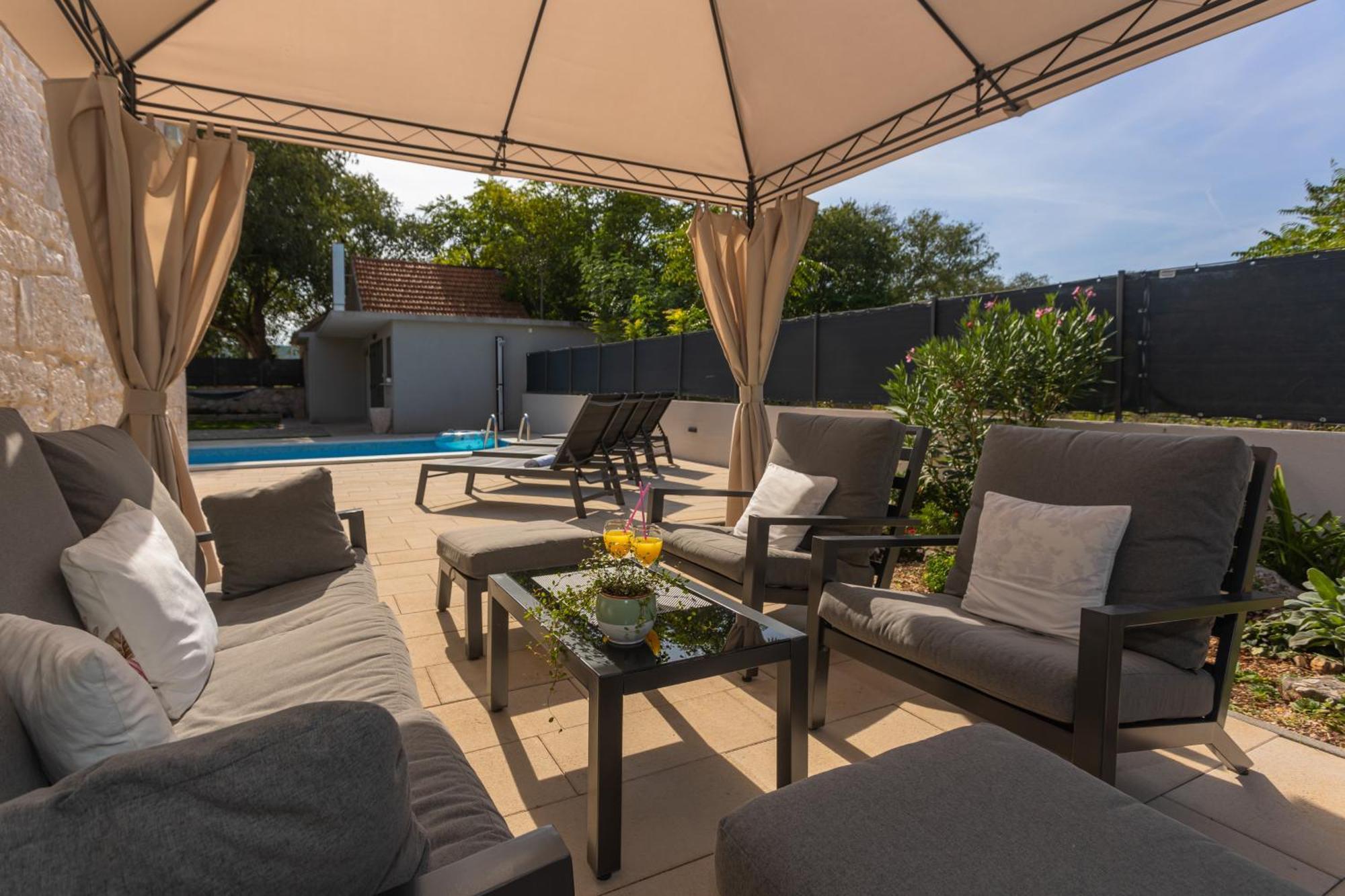 Experience Village Life - Jokini Dvori With Private Pool Pakovo Selo المظهر الخارجي الصورة